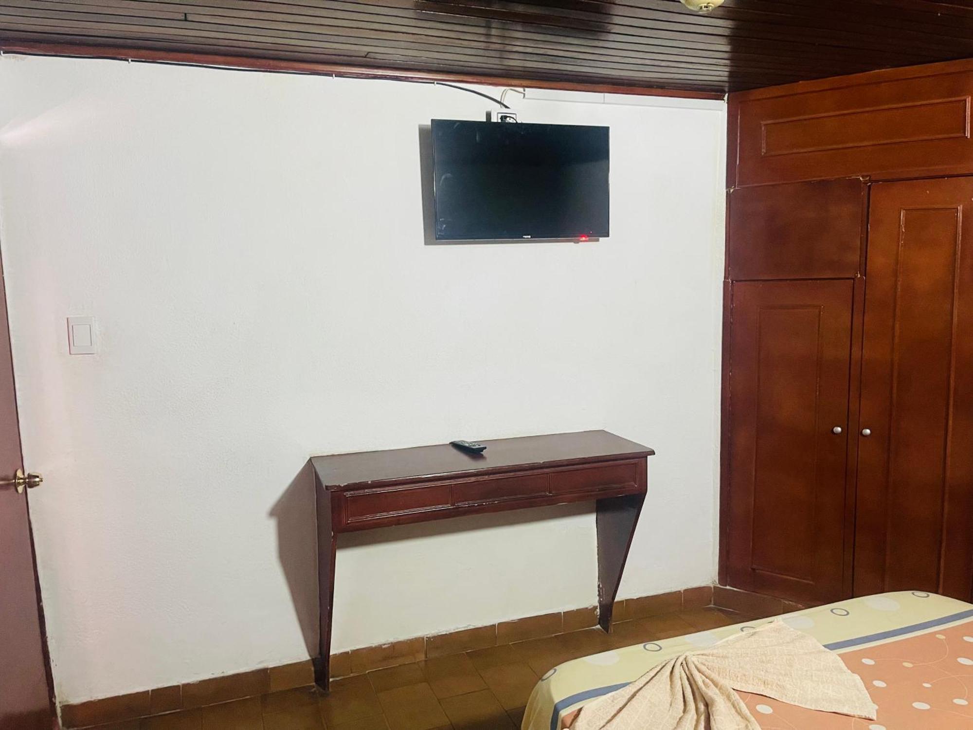 Hotel Brisas Del Mar 2022 Catia La Mar Екстериор снимка