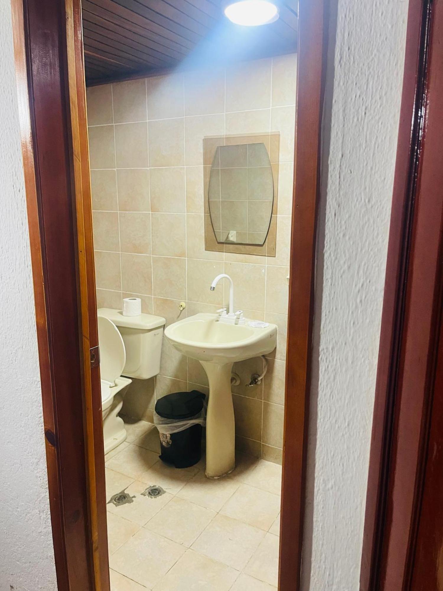 Hotel Brisas Del Mar 2022 Catia La Mar Екстериор снимка