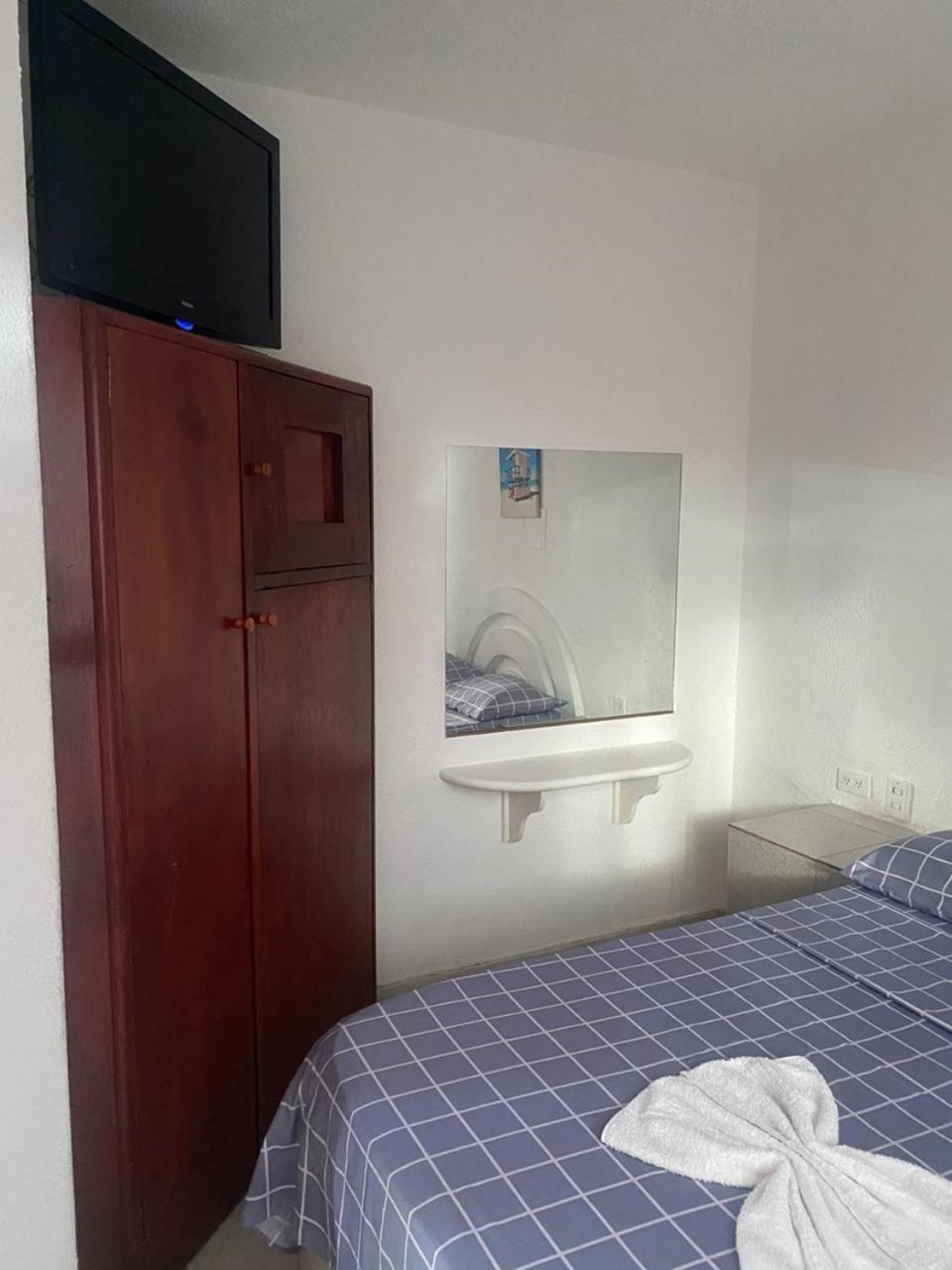 Hotel Brisas Del Mar 2022 Catia La Mar Екстериор снимка